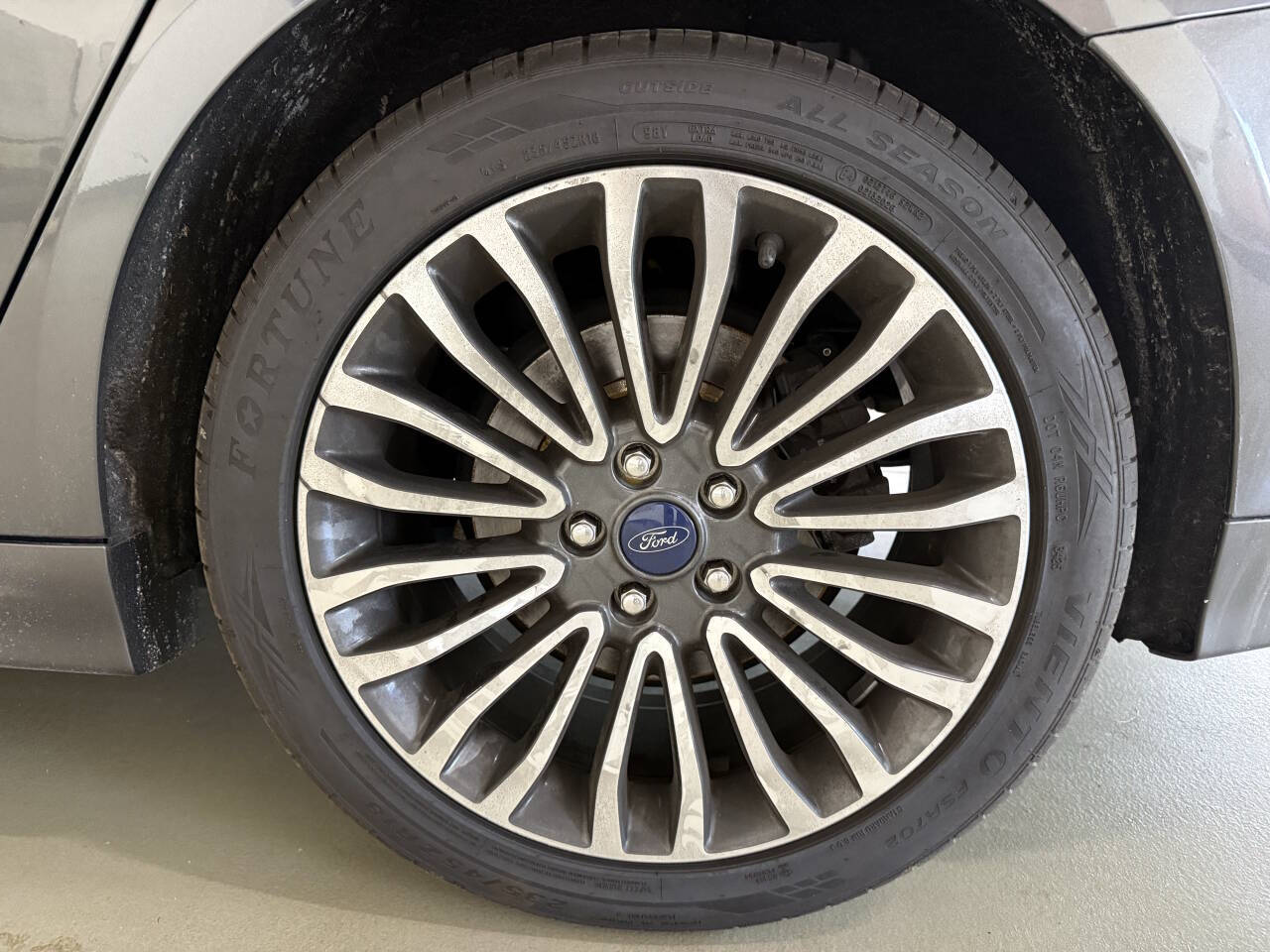 Vehicle image 31
