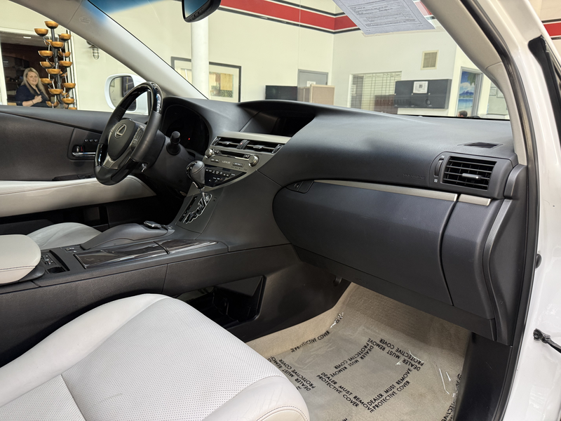 Vehicle image 20