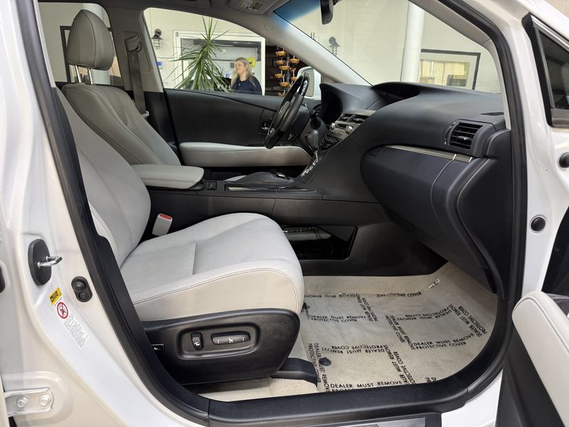 Vehicle image 21