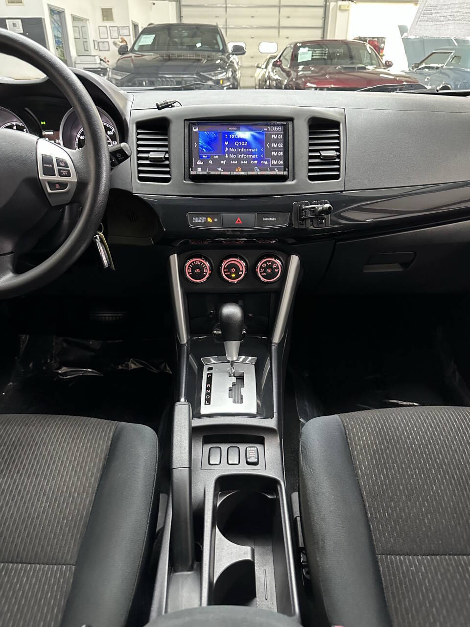 Vehicle image 25