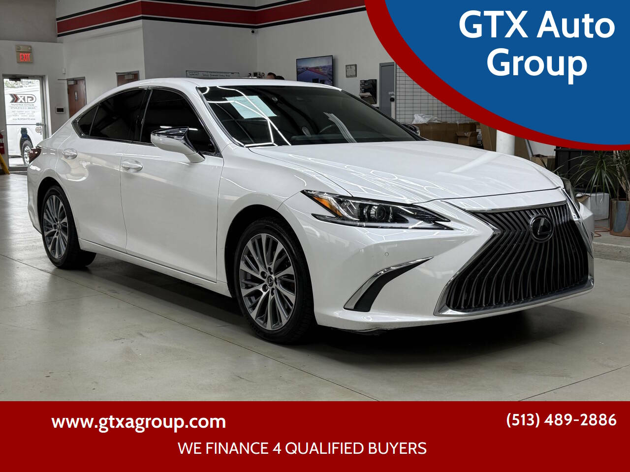 2019 LEXUS ES
