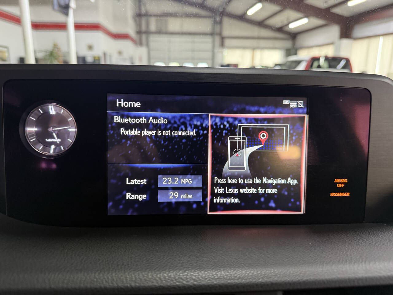 Vehicle image 25