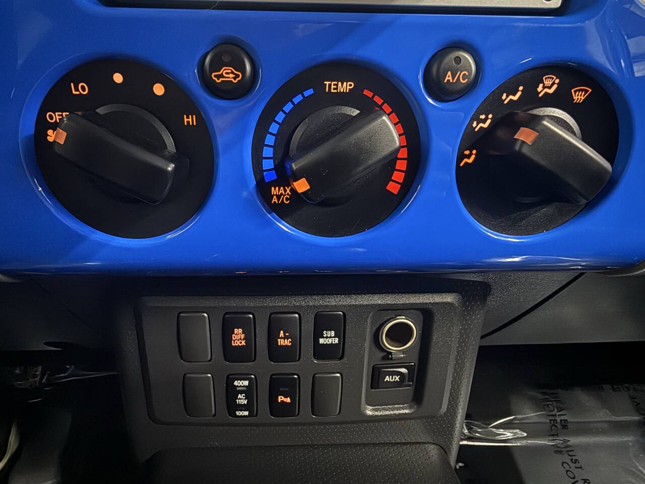 Vehicle image 27