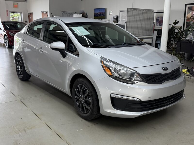 2017 KIA RIO