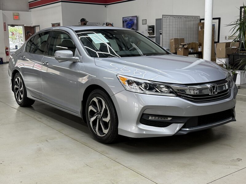 2017 HONDA ACCORD