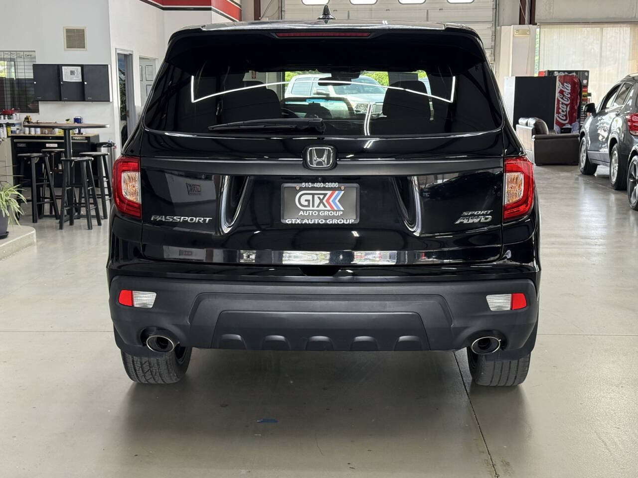 Vehicle image 5