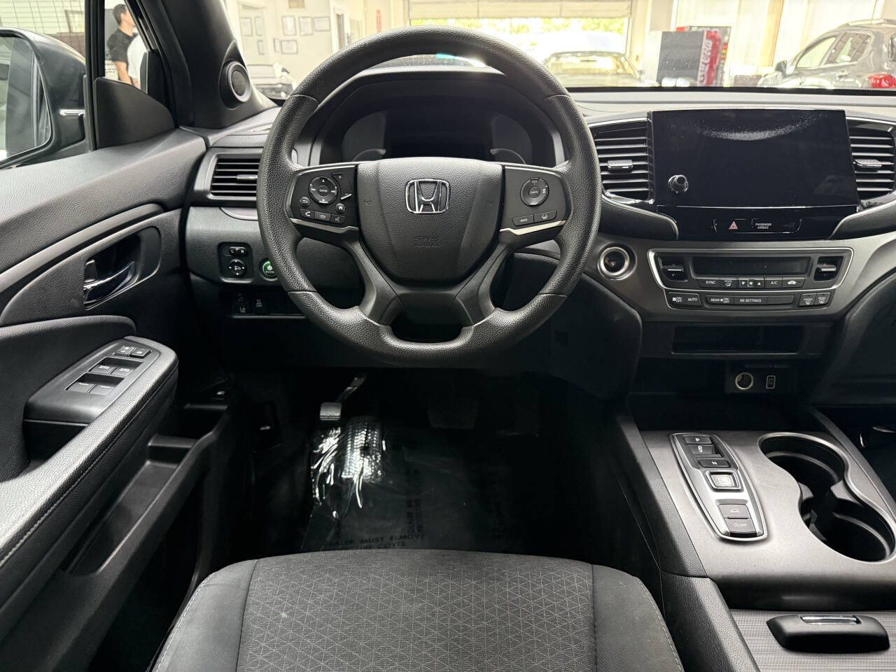 Vehicle image 20