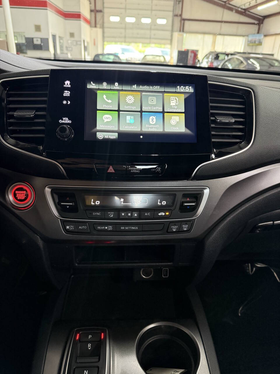 Vehicle image 25