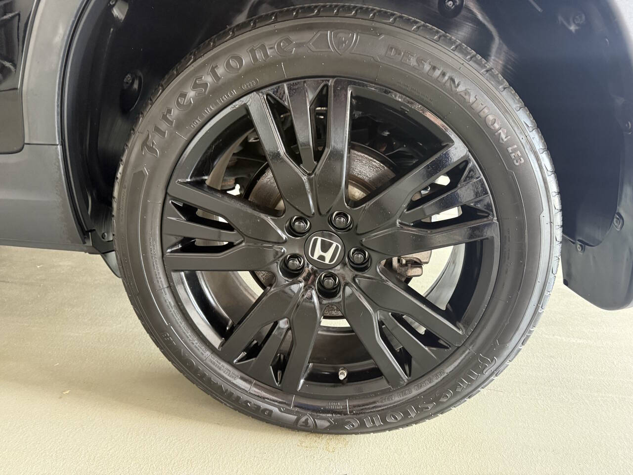 Vehicle image 30