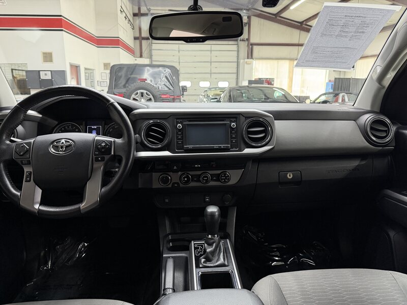 Vehicle image 18