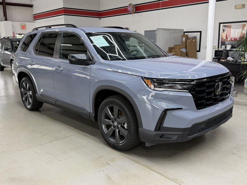 2025 HONDA PILOT SPORT