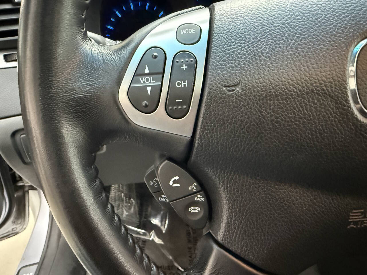 Vehicle image 22