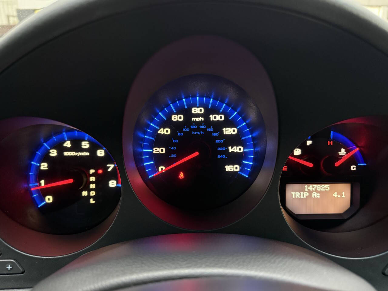 Vehicle image 24