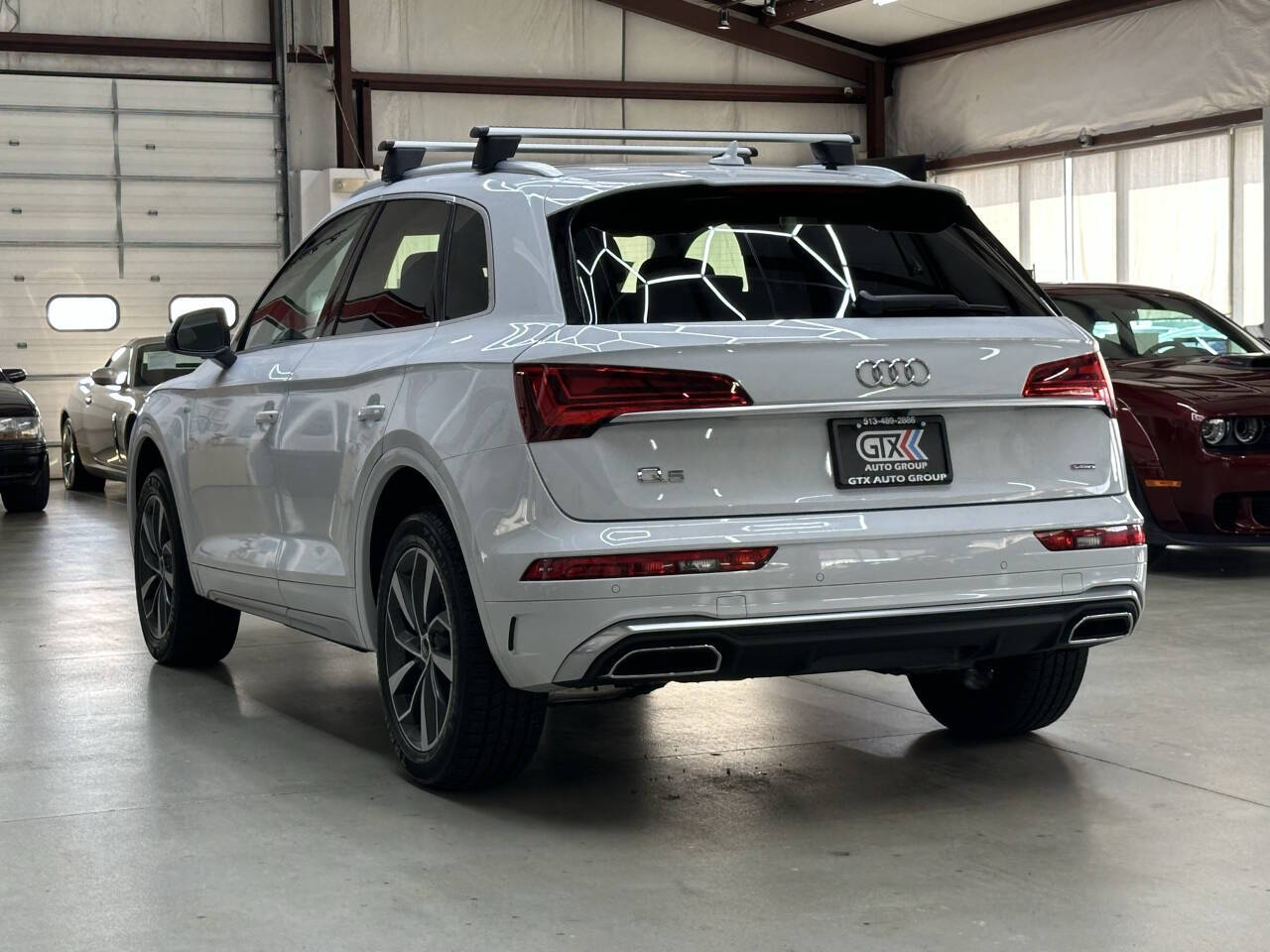 Vehicle image 3