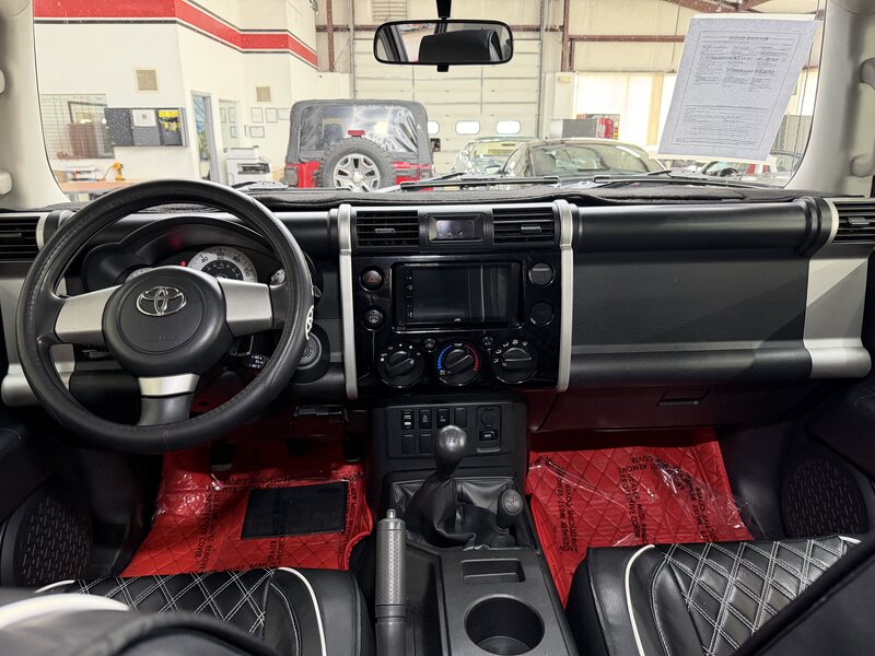 Vehicle image 18