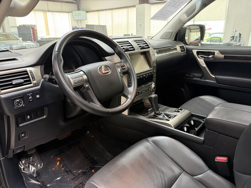 Vehicle image 18