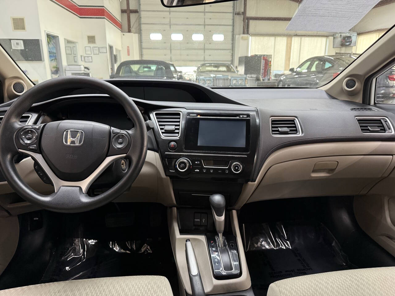 Vehicle image 19