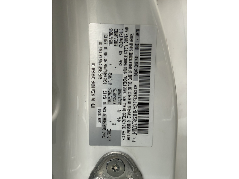 Vehicle image 25