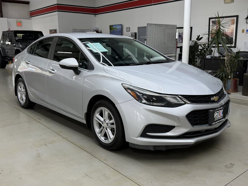 2017 CHEVROLET CRUZE