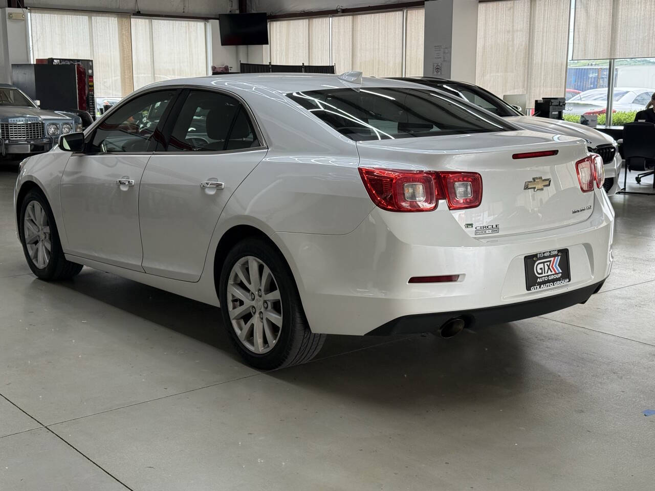 Vehicle image 3