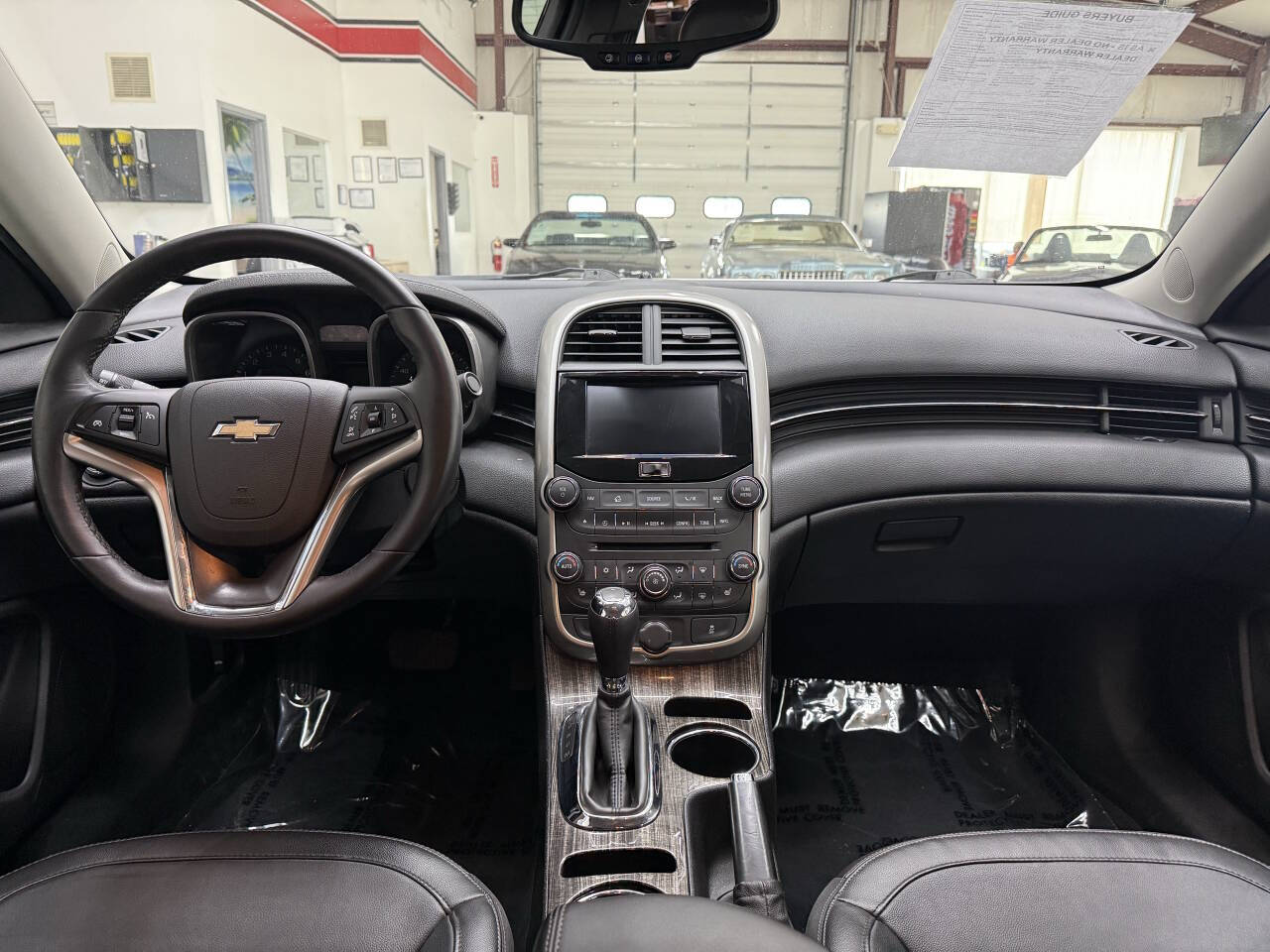 Vehicle image 19