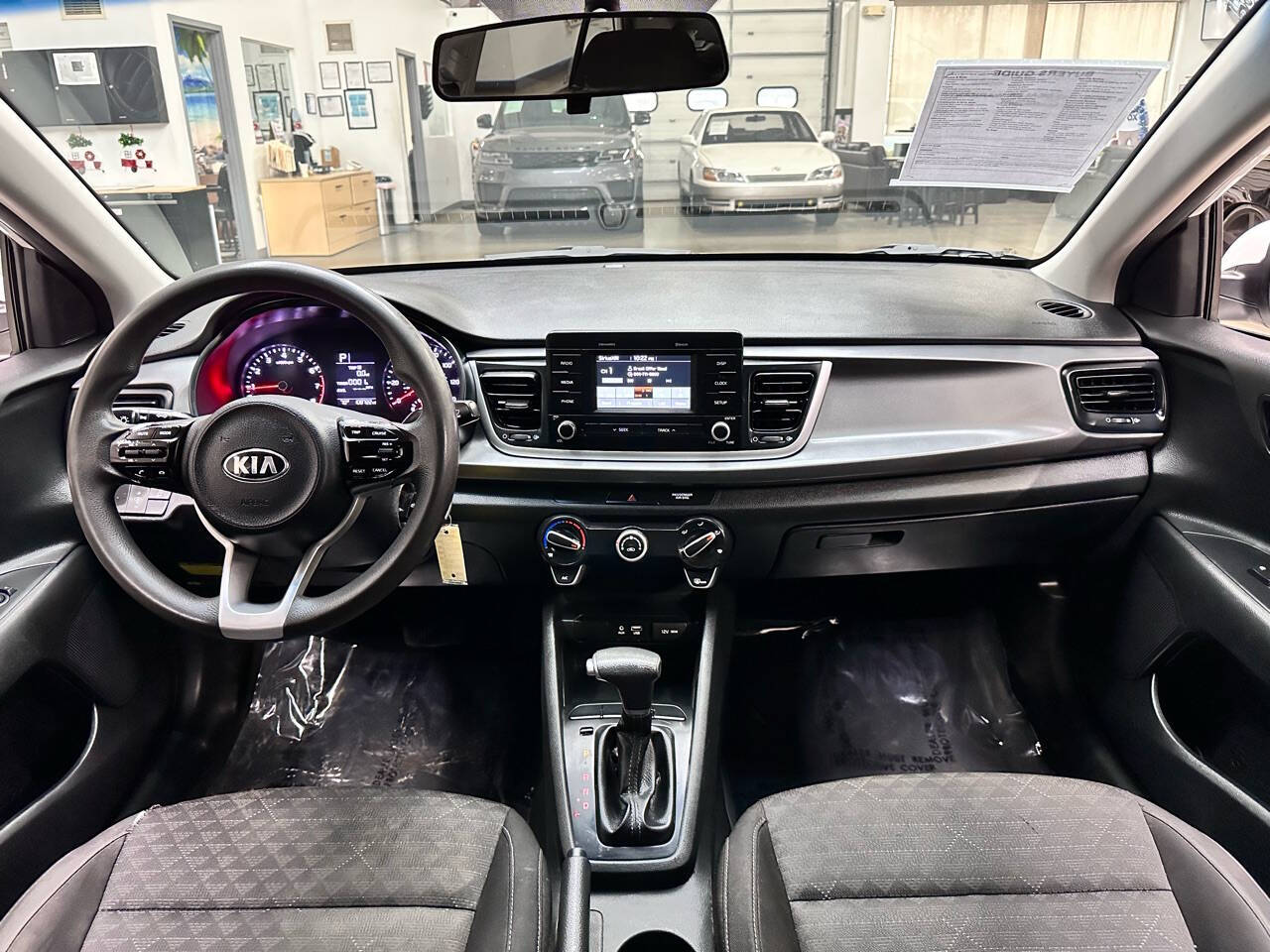 Vehicle image 17