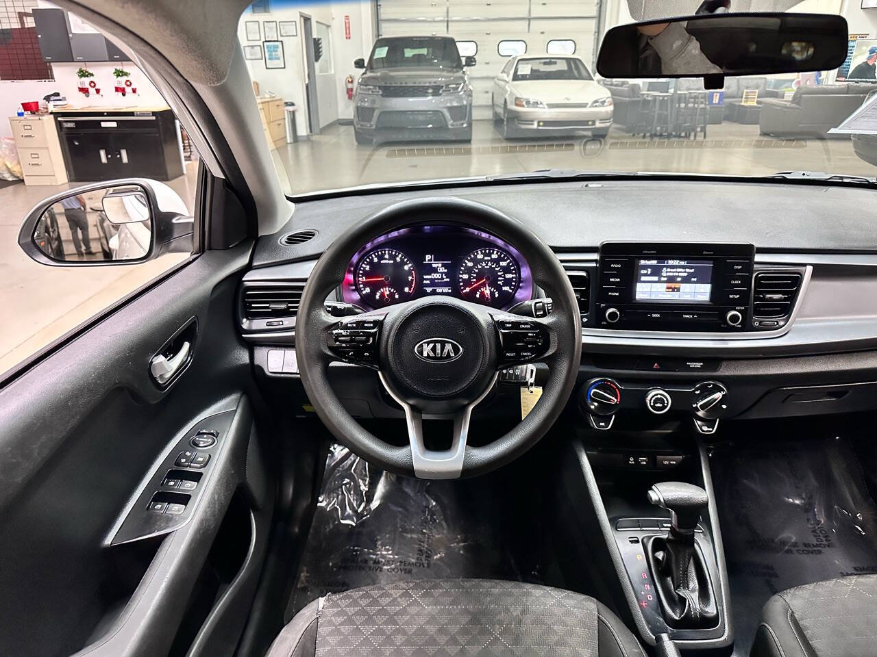 Vehicle image 18