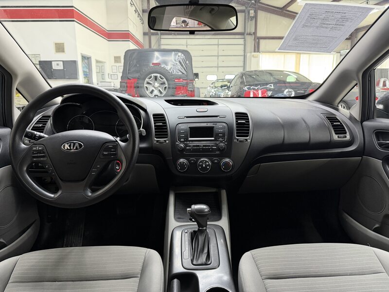 Vehicle image 18