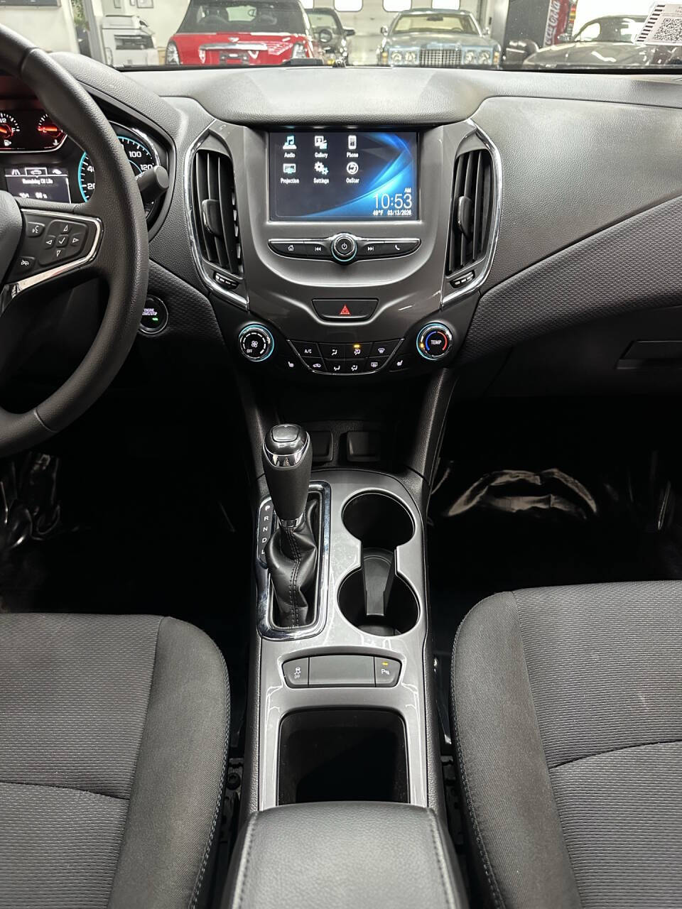 Vehicle image 25