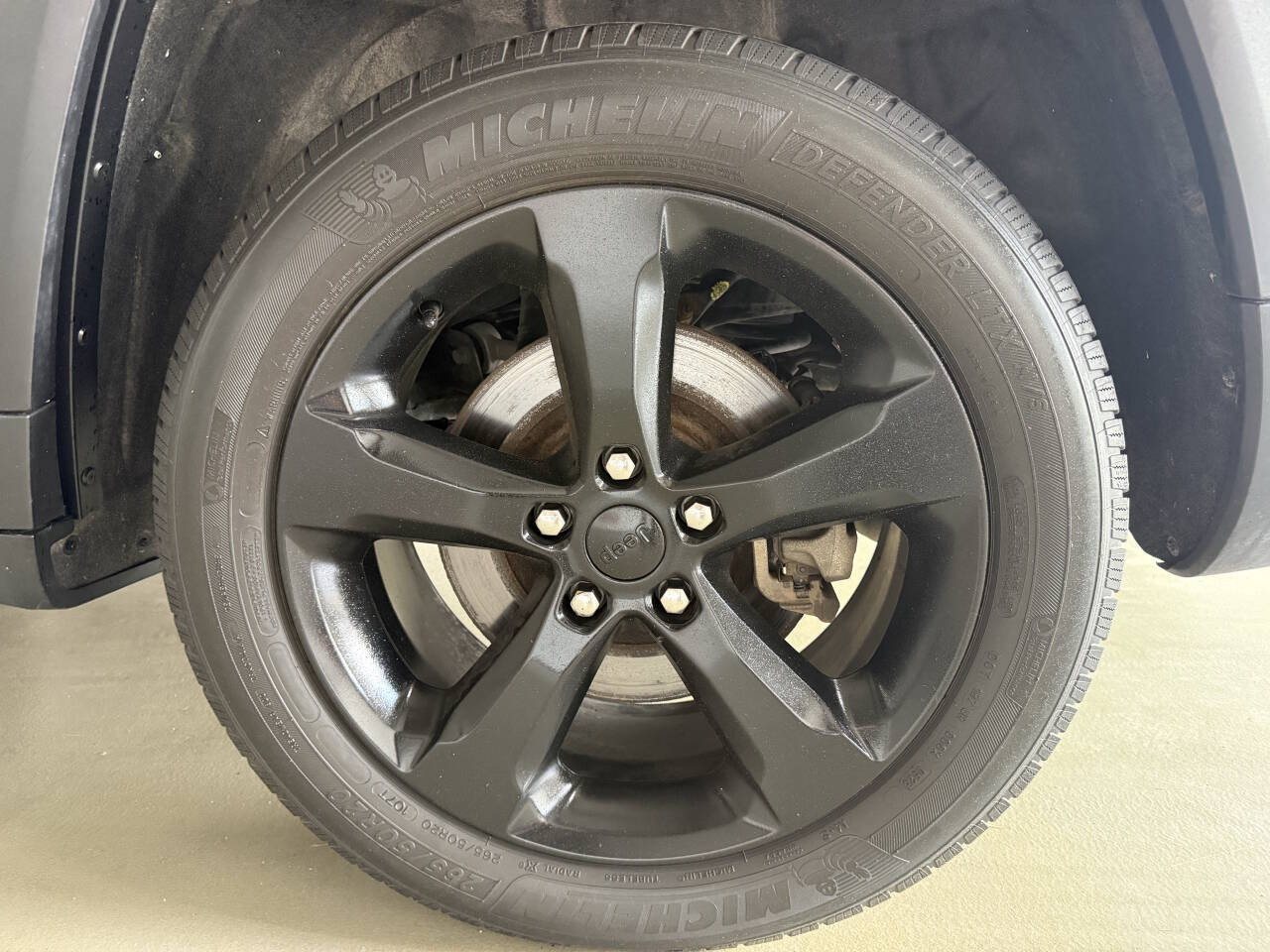 Vehicle image 31