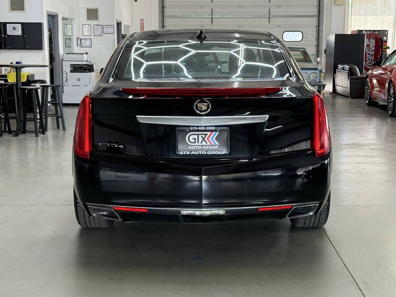 Vehicle image 5