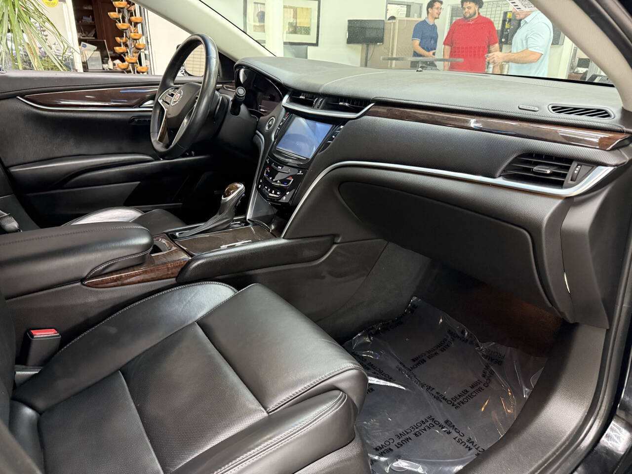Vehicle image 17