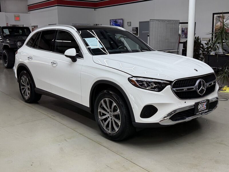 2024 MERCEDES-BENZ GLC 300