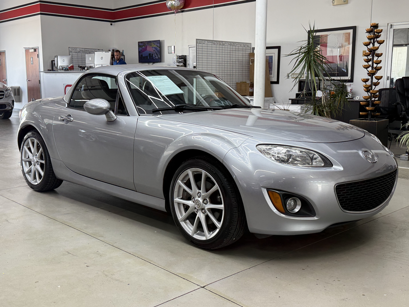 2009 Mazda MX-5 Miata 2.0 Grand Touring Hard Top's photo