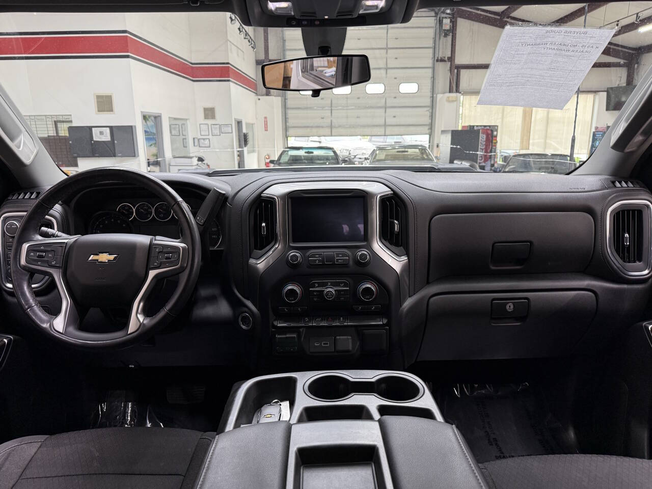 Vehicle image 19
