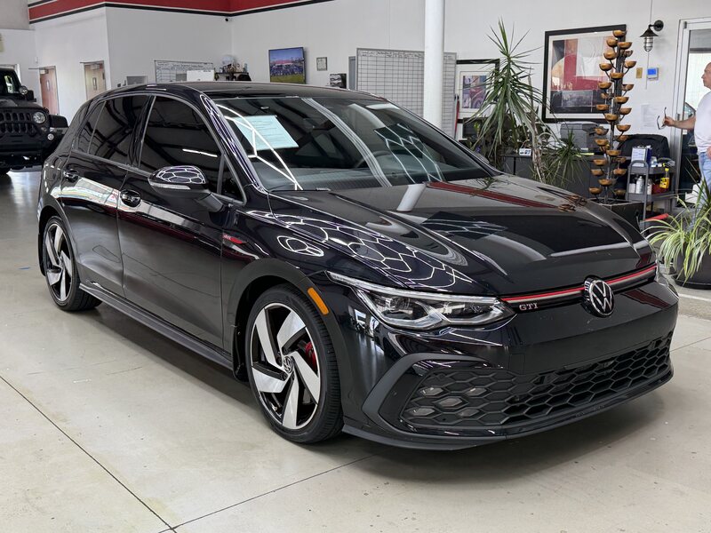 2022 VOLKSWAGEN GTI