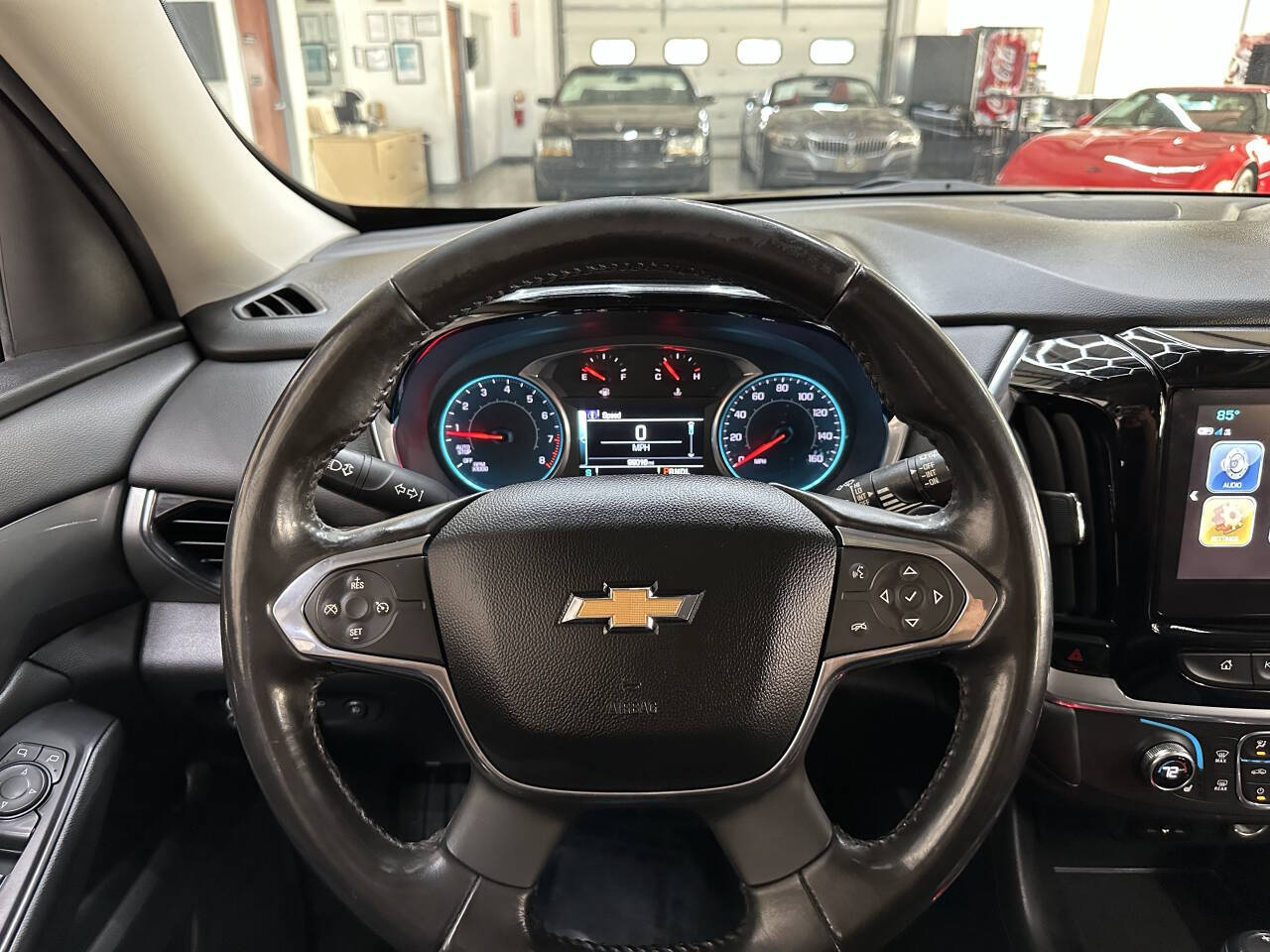 Vehicle image 21