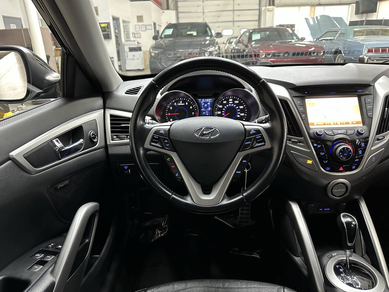 Vehicle image 17