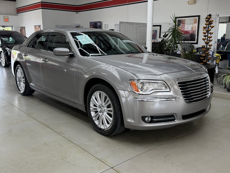 2014 CHRYSLER 300