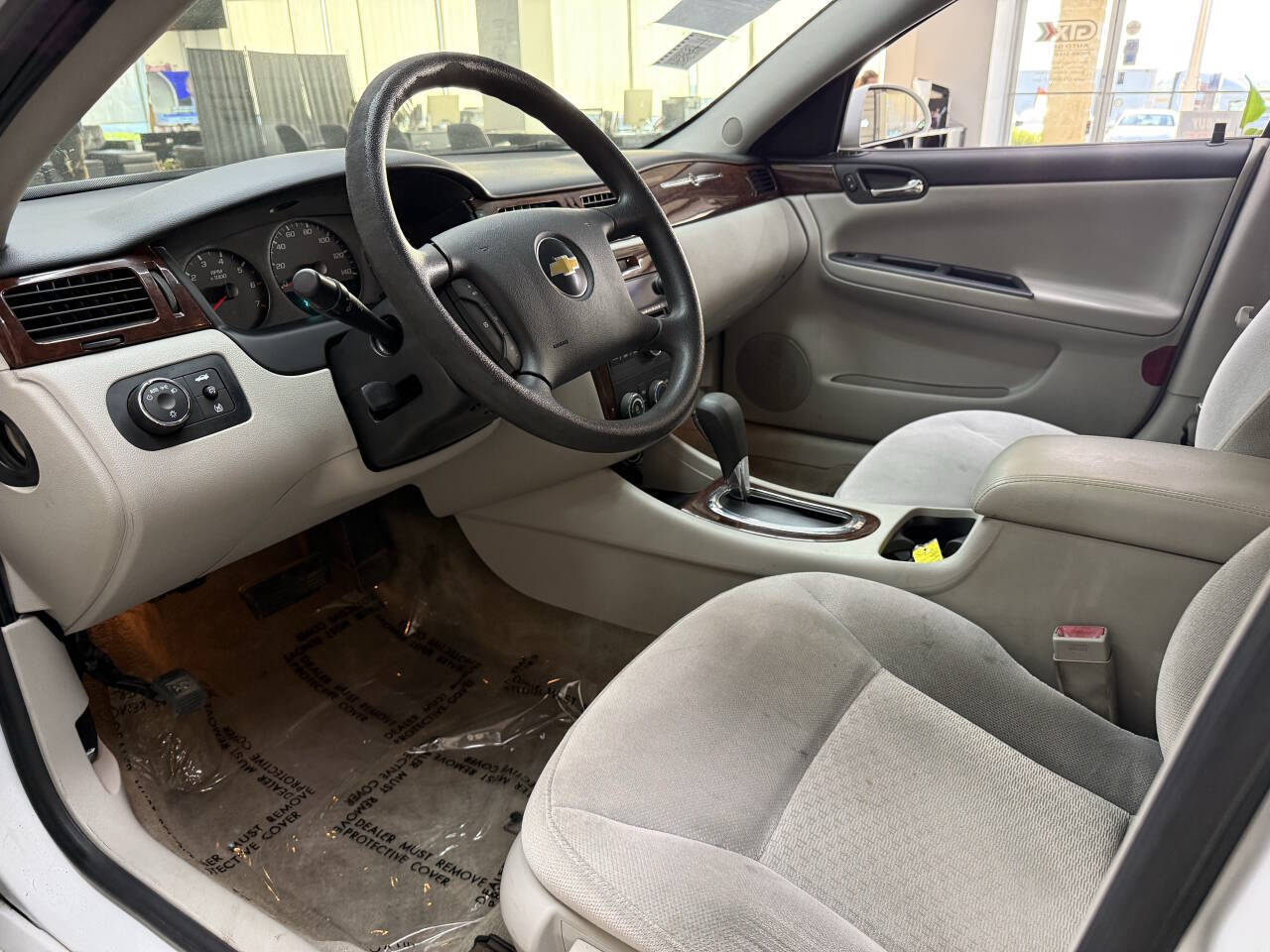 Vehicle image 18