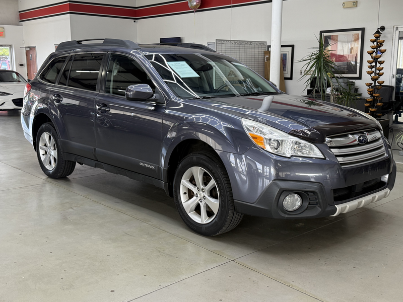 2014 Subaru Outback 2.5i Limited CVT's photo