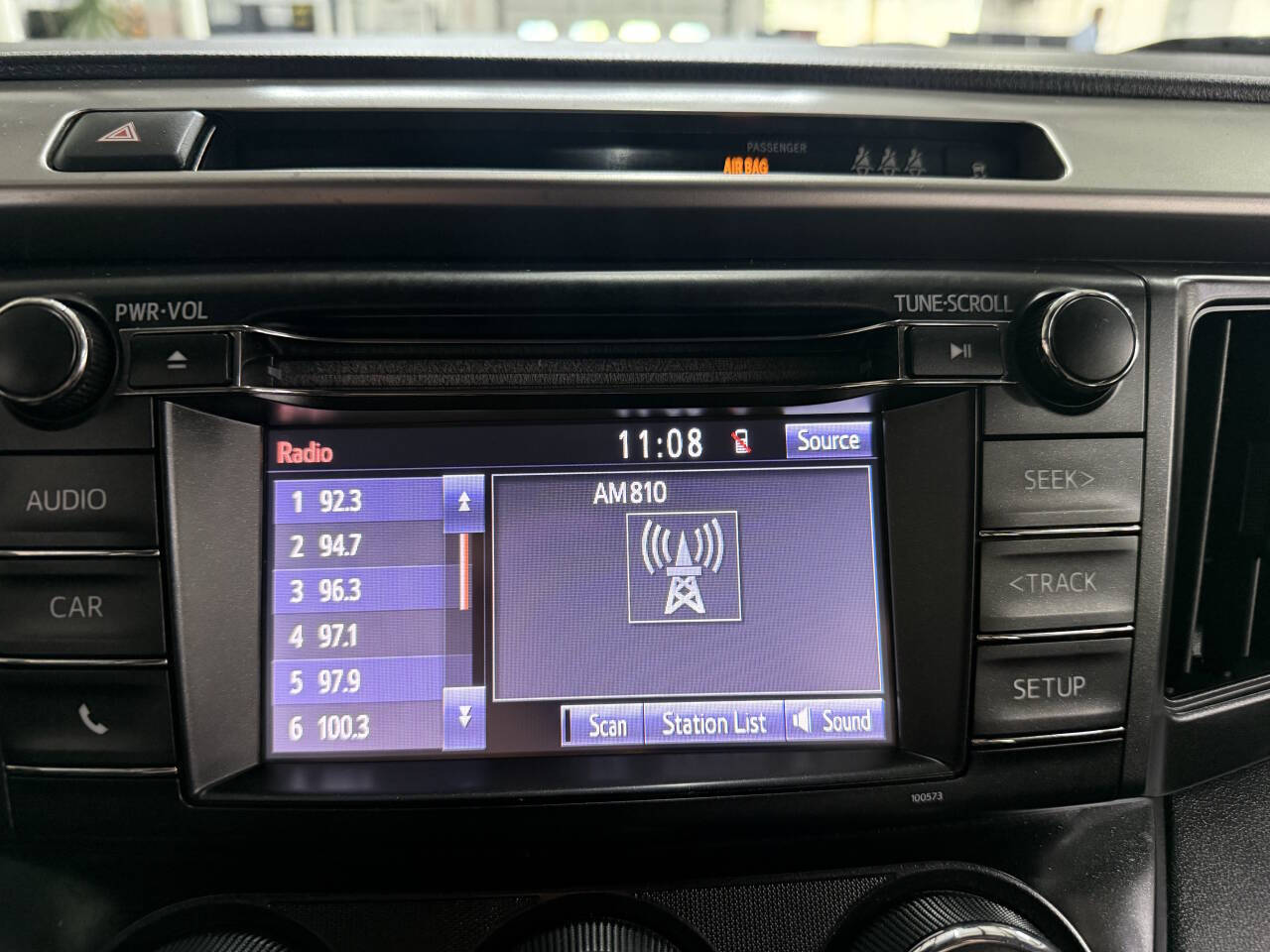 Vehicle image 26