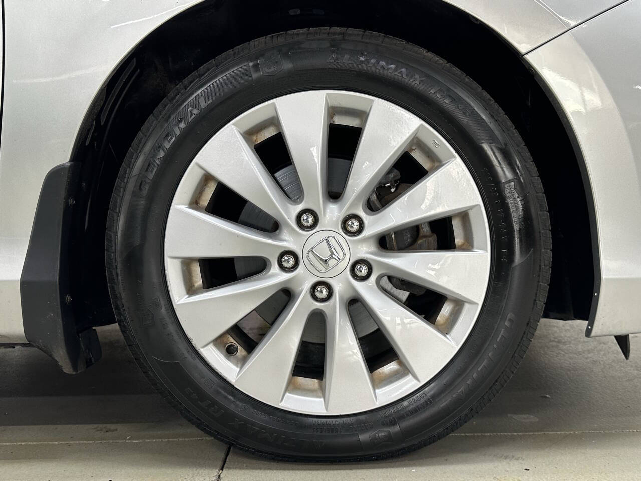 Vehicle image 31