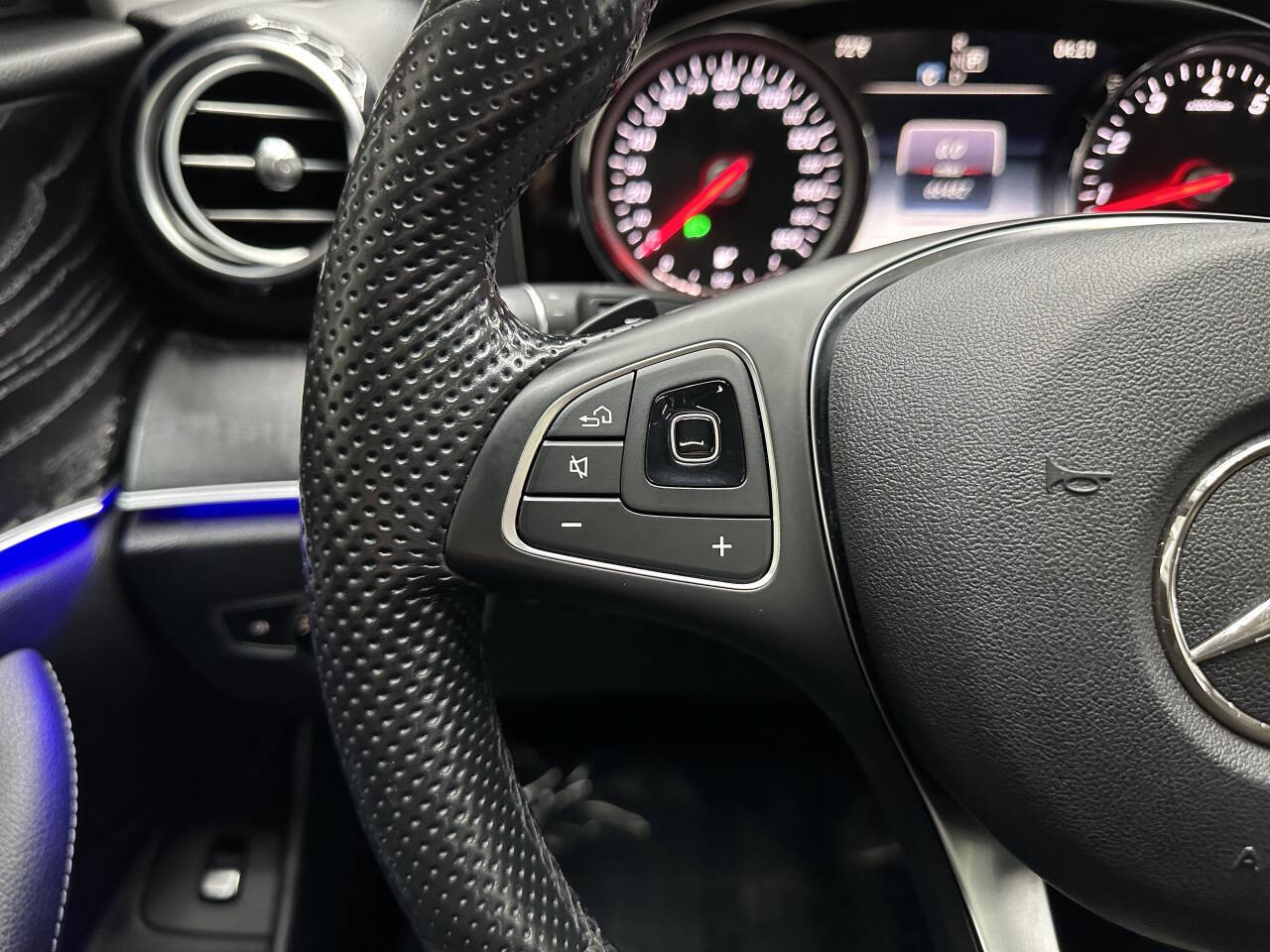 2017 Mercedes-Benz E-Class E400 - Photo 23
