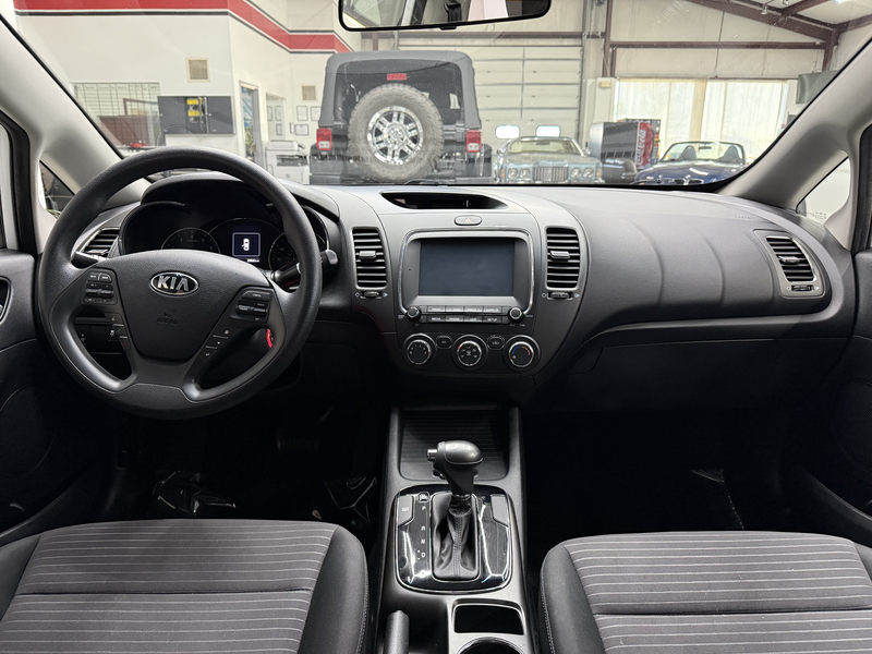 Vehicle image 18