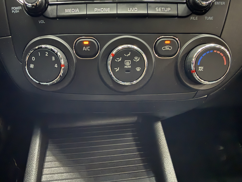 Vehicle image 28