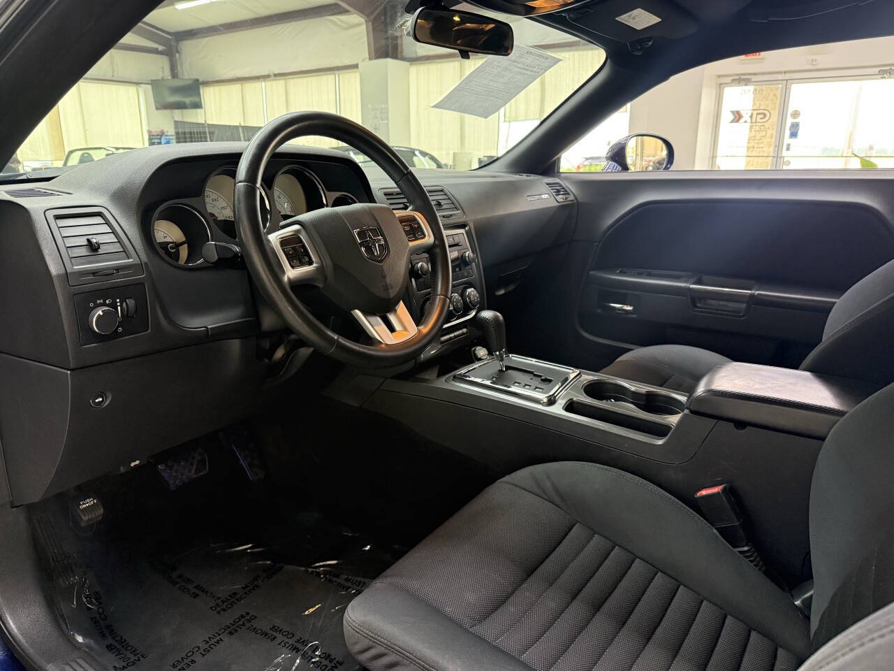 Vehicle image 17
