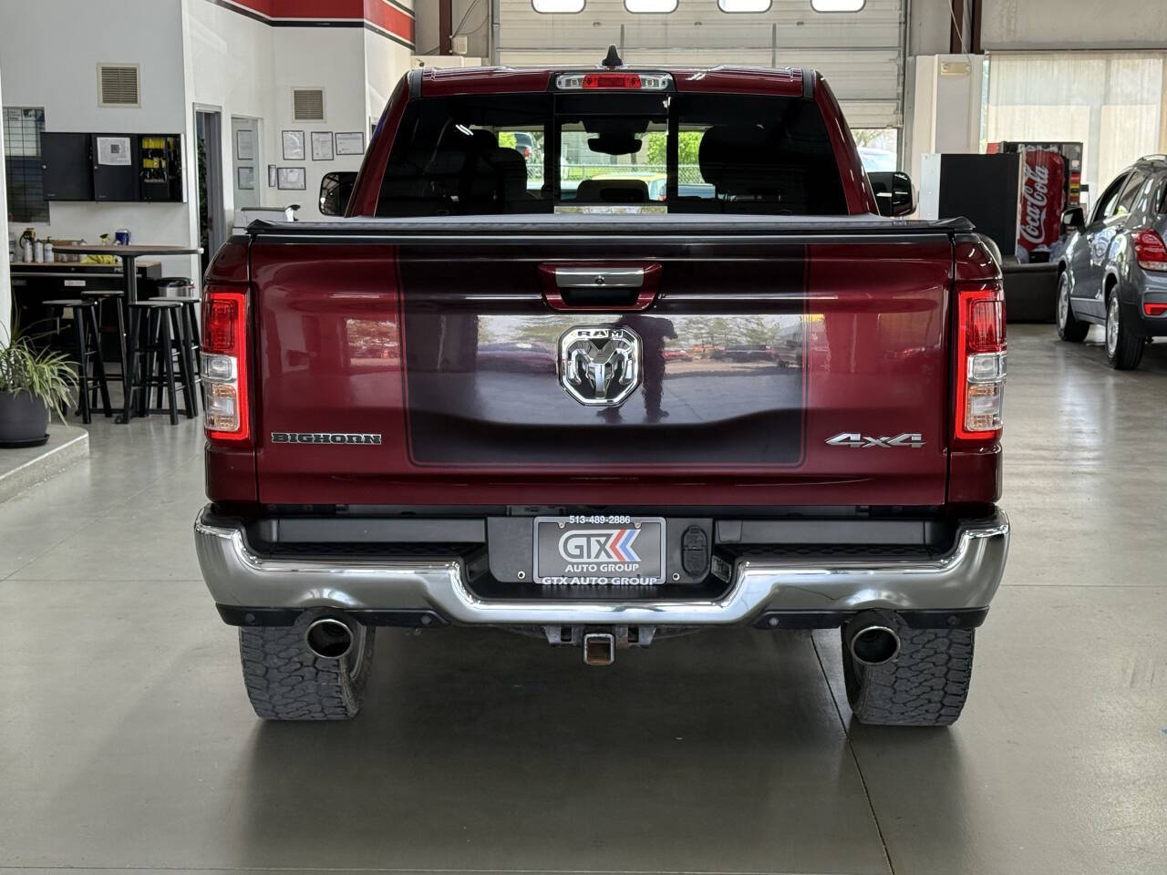 Vehicle image 5