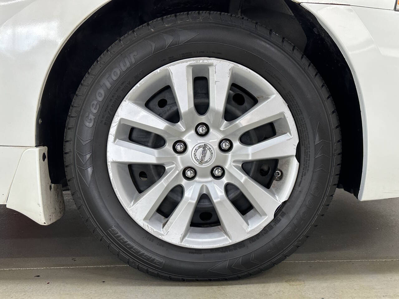Vehicle image 30
