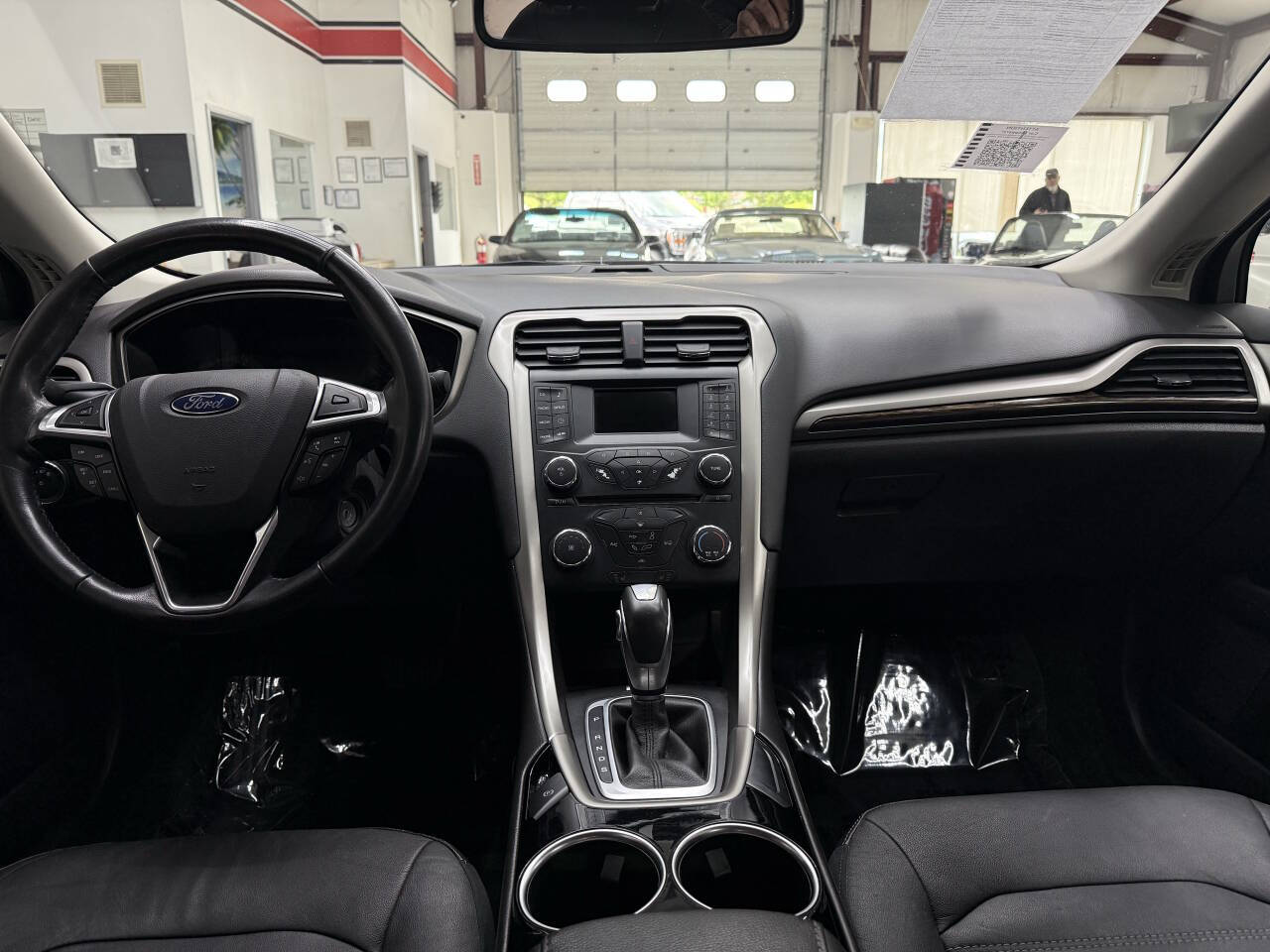 Vehicle image 19